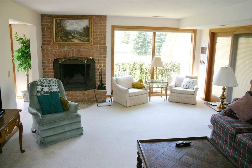 Private Guest Suite On The Portage Lakes Akron Exterior photo